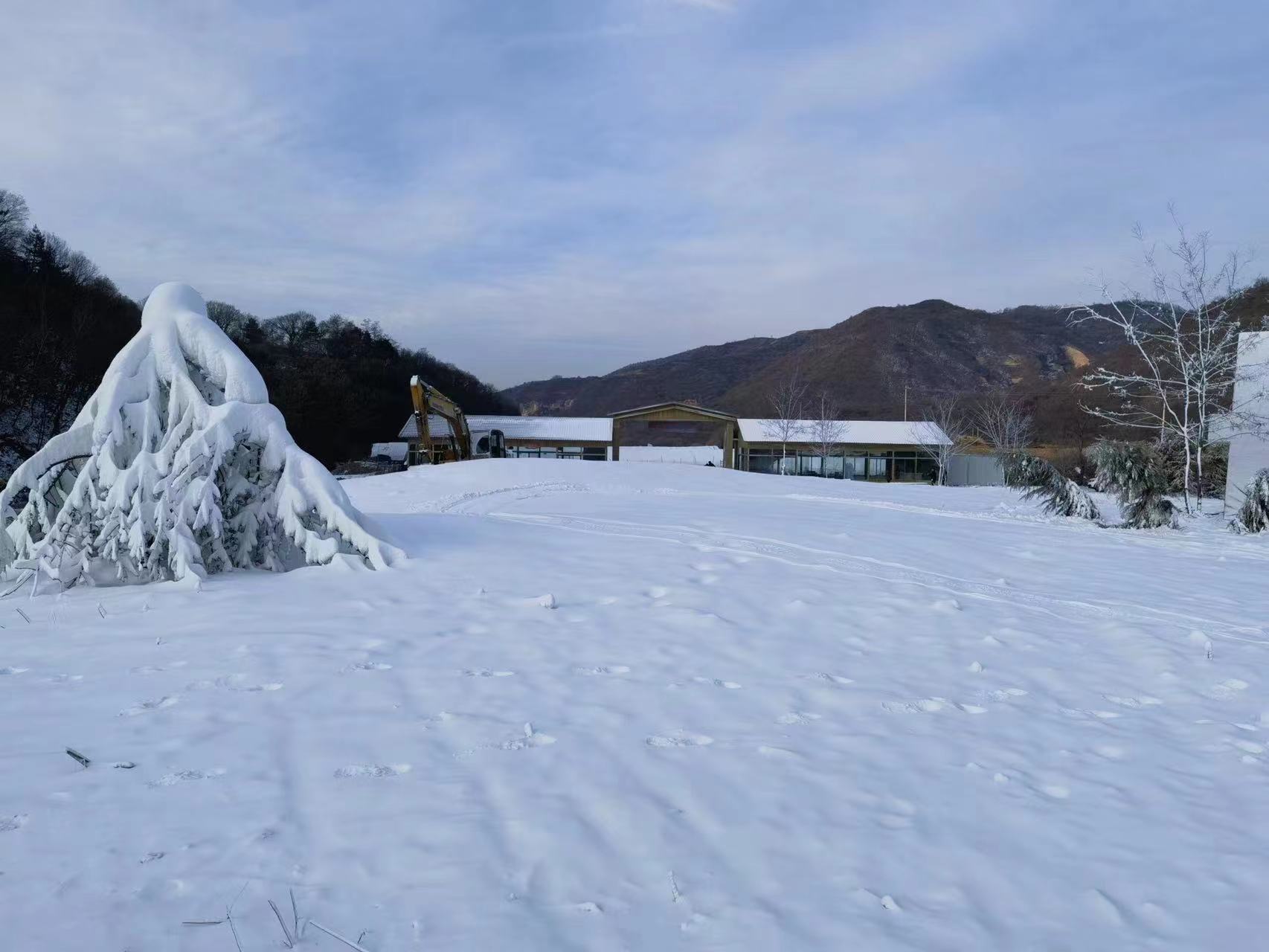 雁岭冰雪乐园