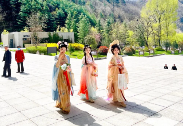 牛背梁！花神纷纷赴约也是美爆了～