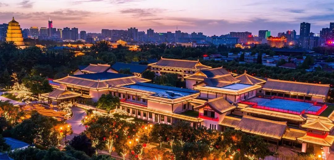 大雁塔附近还有什么景点？哪些景区可以和大雁塔一并游玩？