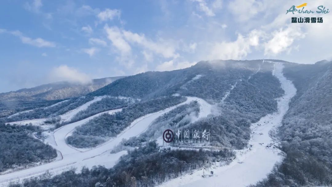 鳌山滑雪场~陕西目前最大的滑雪场，西北首座度假型雪场~
