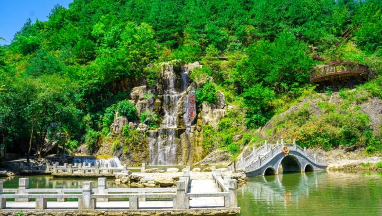 2025秦岭江山风景区.水帘洞.玻璃栈道1日游直通车攻略