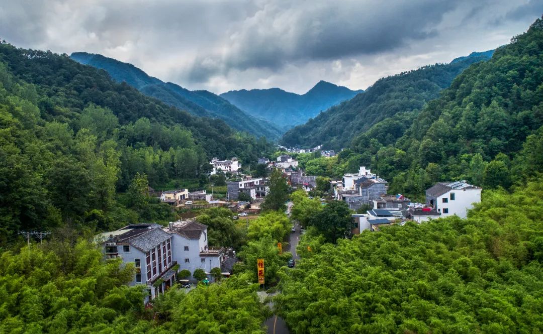 栾川重渡沟.抱犊寨二日游