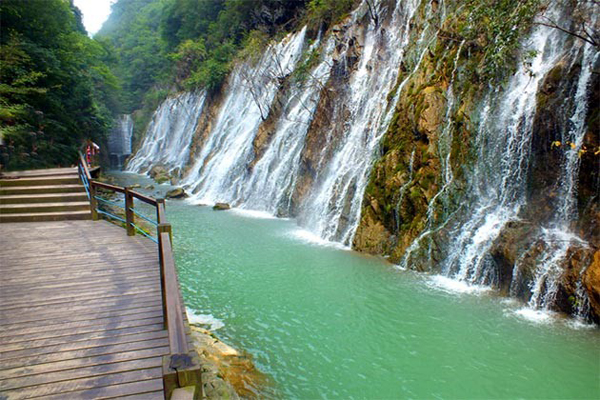 中坝大峡谷.汉江三峡.后柳水乡二日游
