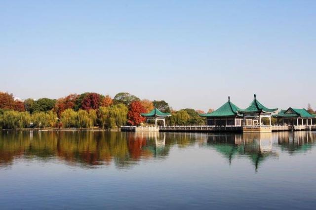 国庆假期或超6亿人次旅游 1500多家景区免费或打折
