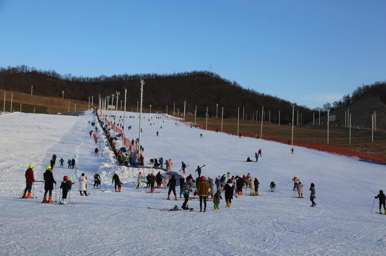 延安国际滑雪场